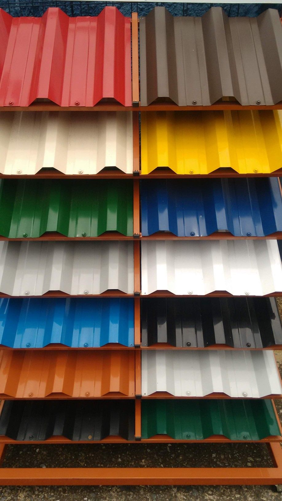 Aluminium roofing installation